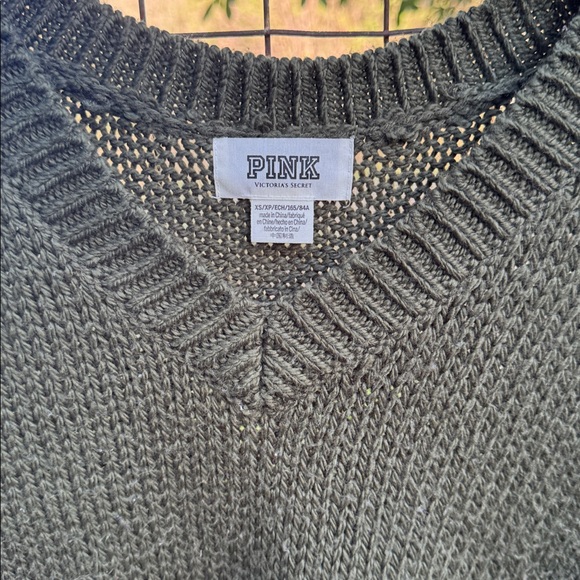 Victoria's Secret Dark Green V-Neck Sweater - Picture 2 of 5